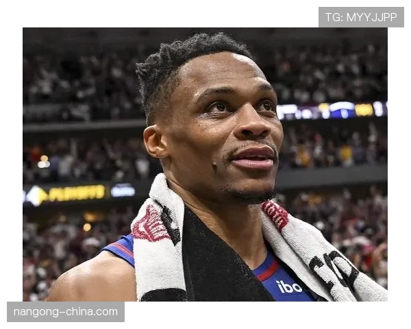 奥拉朱旺背框单打率提提升 内线得分效率明显领先时代对手