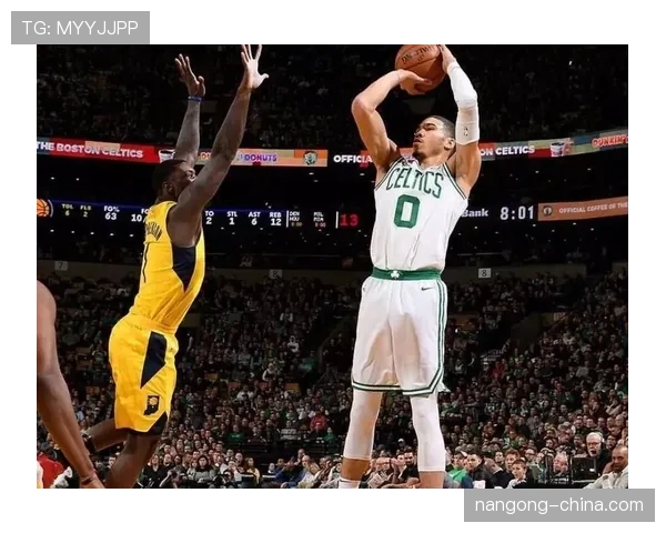 佩顿·普里查德无球跑动为塔图姆挡拆提升效率