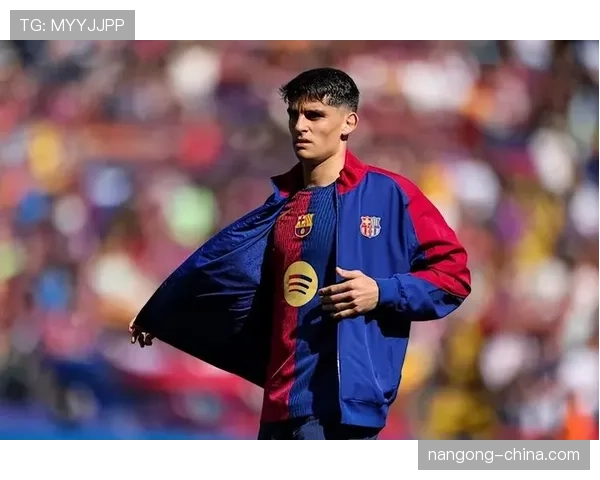 巴萨重建：回归传统还是重新定义，当前转型阶段的挑战与选择