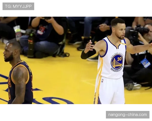 格兰特·希尔突破改造进攻结构提升关键时刻得分效率