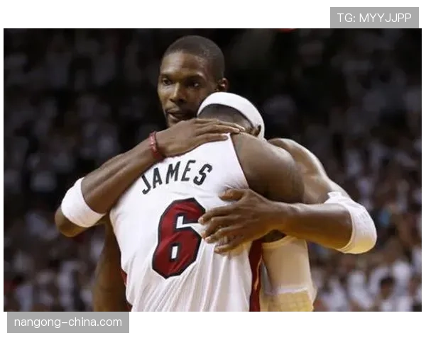 理查德森突破提升球队得分多样性，关键时刻效率领先同位置球员