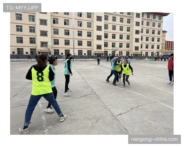 圆柱体原则在篮球比赛中的重要作用及适用场景详解